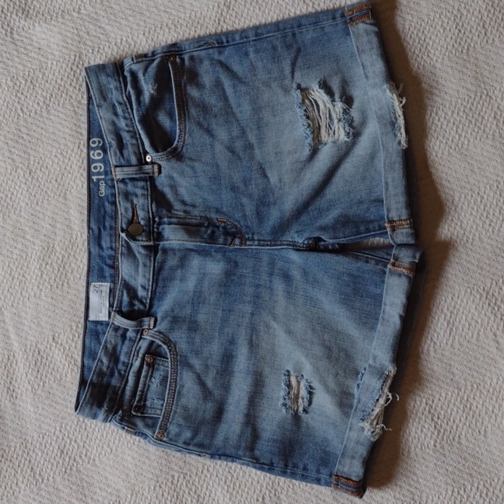 Gap 1969 Distressed Denim Sexy Boyfriend Shorts Size 27